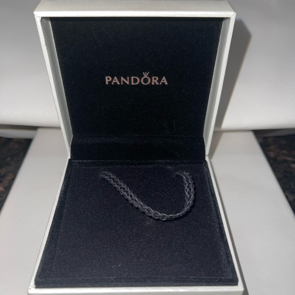 New! Authentic Pandora choker necklace